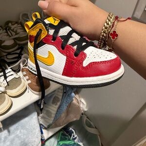 Toddler Jordan 1 mid